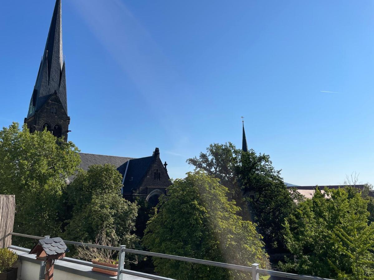Dachterrassen Idylle Ueber Den Daechern Dresdens Buitenkant foto